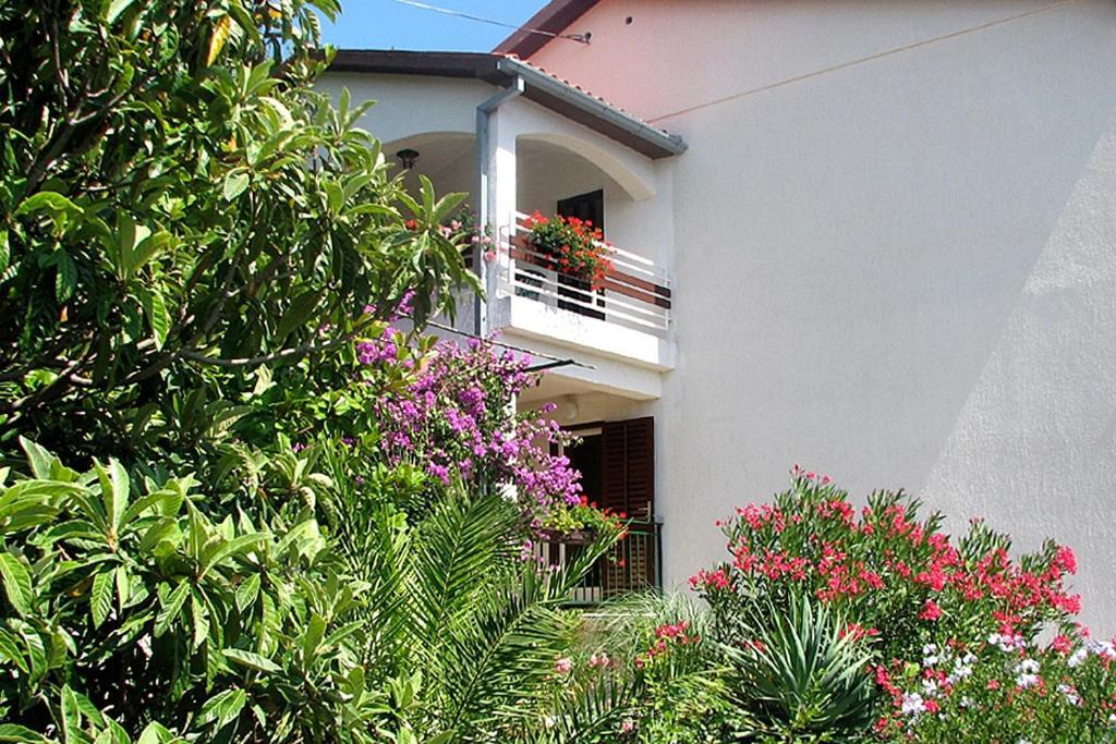 Apartments With A Parking Space Rabac, Labin - 7622 Exteriör bild