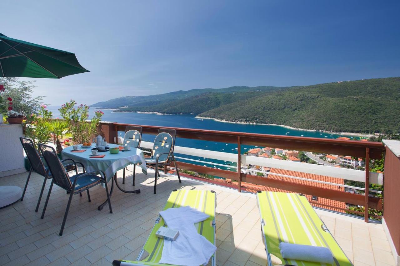 Apartments With A Parking Space Rabac, Labin - 7622 Exteriör bild