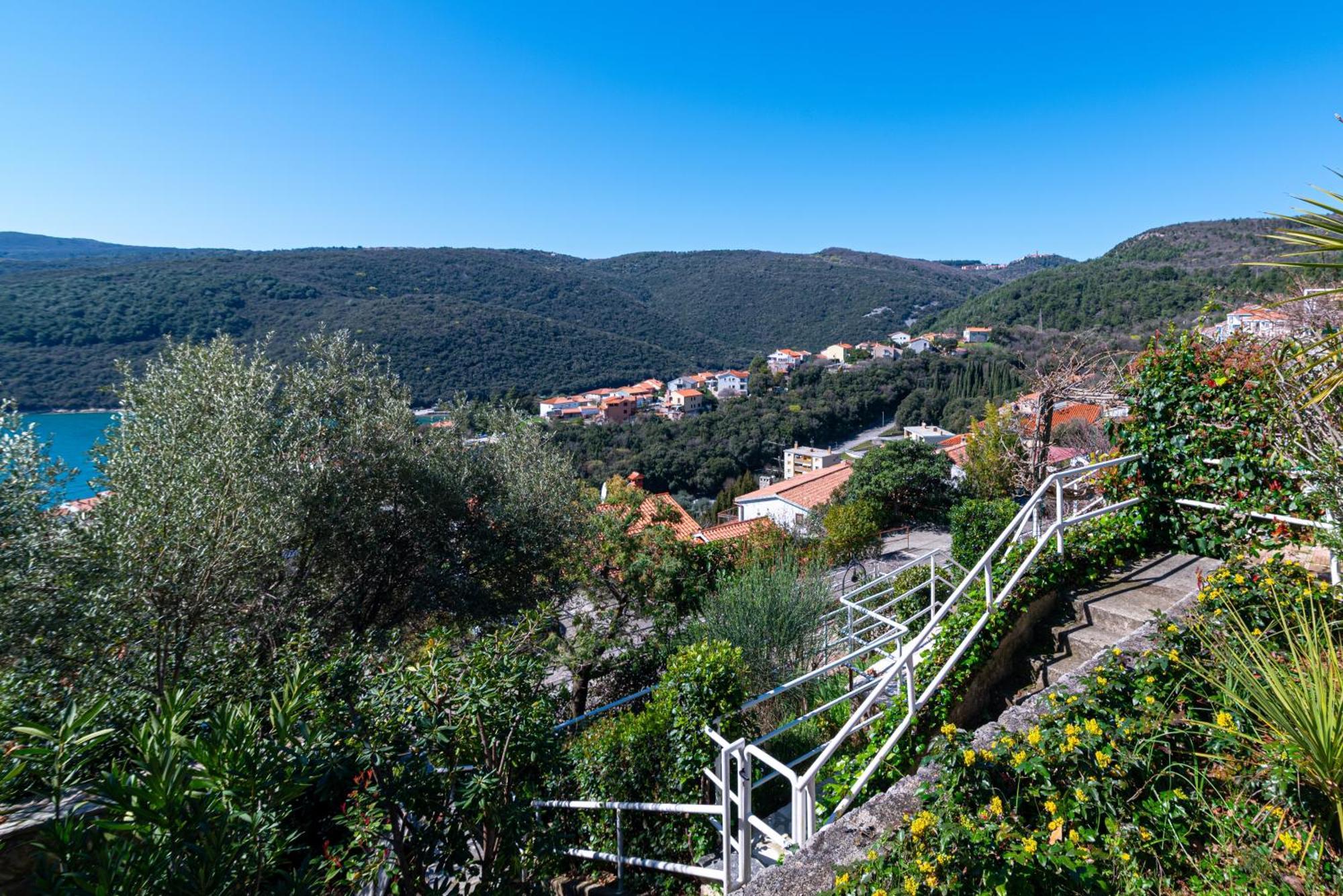 Apartments With A Parking Space Rabac, Labin - 7622 Exteriör bild